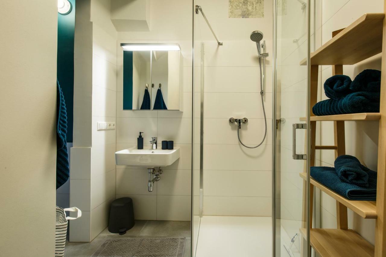 Blue Flat By Grazrentals Best Location & Free Parking Екстериор снимка
